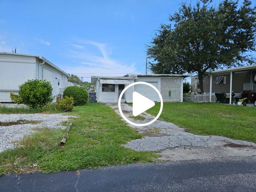 Pine St, Boynton Beach, FL 33436