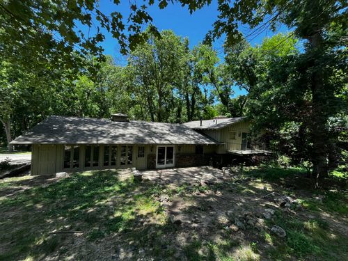 805 E 13th St, Cassville, MO, 65625-2007 | Card Image