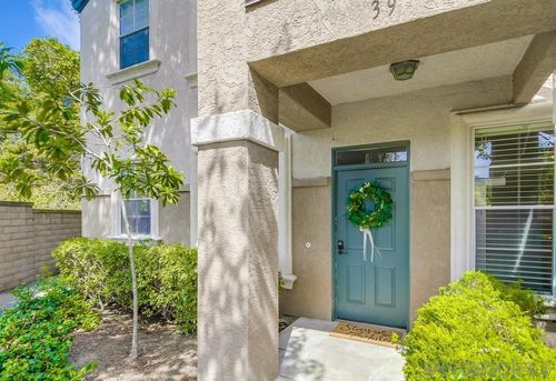 39-3534 Caminito El Rincon, San Diego, CA, 92130-2586 | Card Image