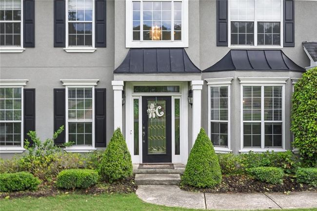 225 Ruby Forest Pkwy, House other with 4 bedrooms, 3 bathrooms and 5 parking in Suwanee GA | Image 5