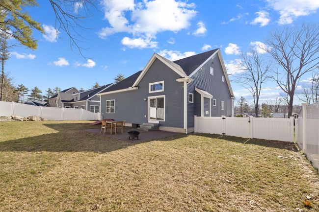 12 Red Barn Dr, House other with 3 bedrooms, 3 bathrooms and null parking in Dover NH | Image 36