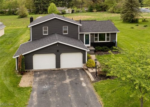 145 Walter Ave, Washingtonville, OH, 44490-9626 | Card Image