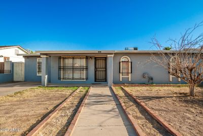 1527 W Carson Road, House other with 4 bedrooms, 2 bathrooms and null parking in Phoenix AZ | Image 1