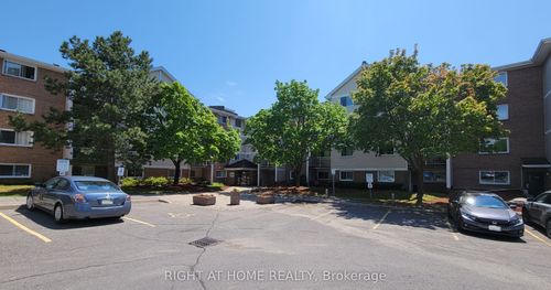 414-260 Brittany Dr, Ottawa, ON, K1K4M2 | Card Image