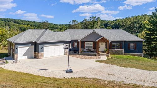 5 Choctaw Trl, Malvern, OH, 44644-9649 | Card Image