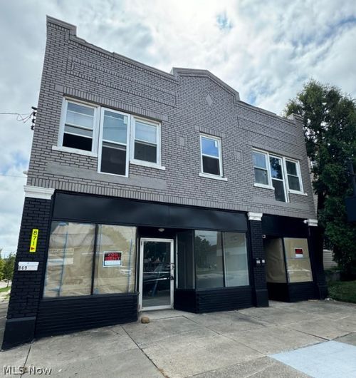 871 Brown St, Akron, OH, 44311-2257 | Card Image