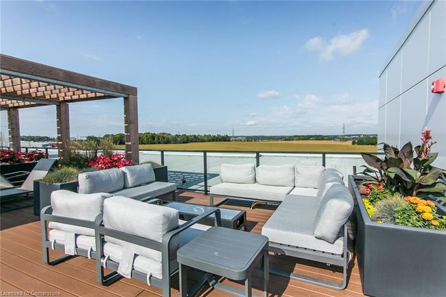 205 - 249 Grey Silo Rd, House attached with 2 bedrooms, 2 bathrooms and 1 parking in Waterloo ON | Image 37