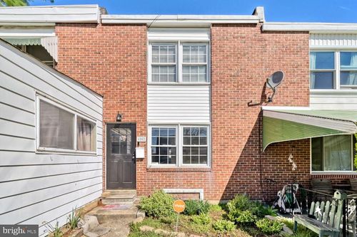 8002 Lansdale Rd, BALTIMORE, MD, 21224-2130 | Card Image