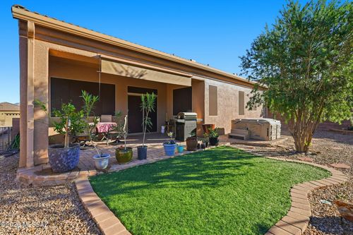 5794 S Henderson Canyon Dr, Green Valley, AZ, 85622-6323 | Card Image
