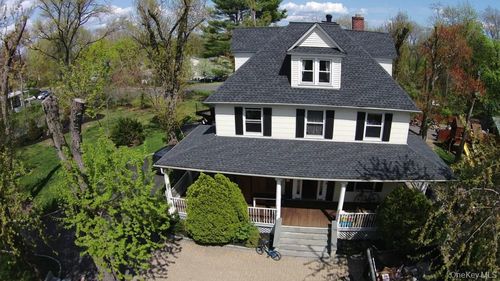 234 Manor Blvd, Pearl River, NY, 10965-1318 | Card Image