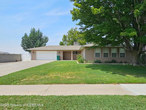 17 Road 6050, Farmington, NM, 87401-9607 | Card Image