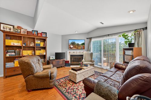 N16W26593 Tall Reeds Ln, Pewaukee, WI, 53072-6639 | Card Image