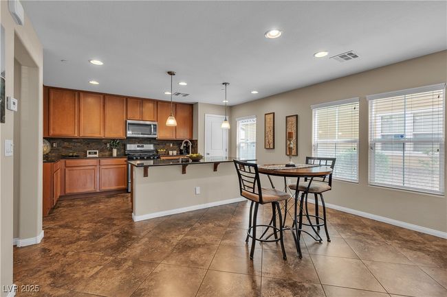 2376 Via Firenze, Townhouse with 3 bedrooms, 3 bathrooms and null parking in Henderson NV | Image 8