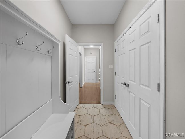 View of mudroom | Image 16