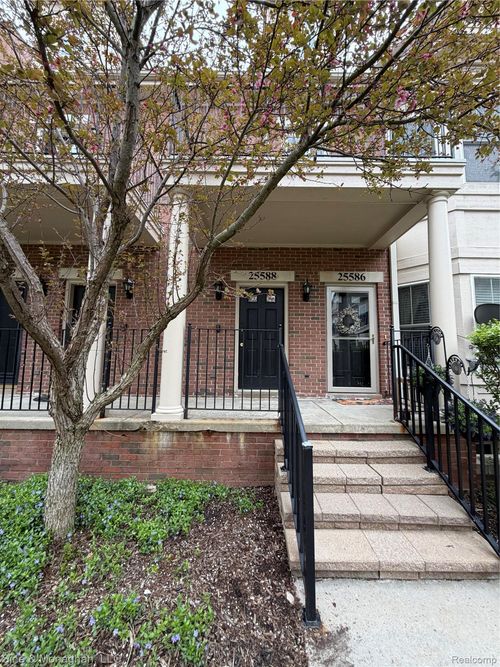 25588 Portico Ln, Novi, MI, 48375-1860 | Card Image