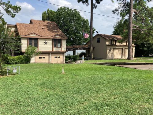 554 Harbor Dr, Onalaska, TX, 77360-7903 | Card Image