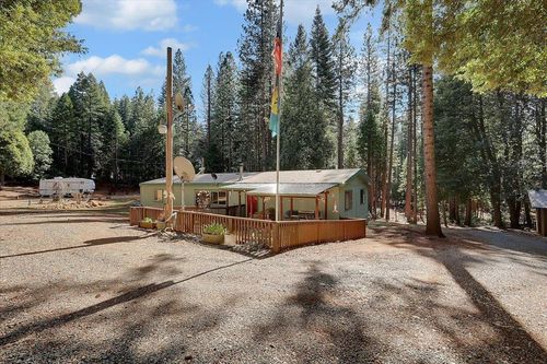 77 Kirkwood Way, Clipper Mills, CA, 95930-9608 | Card Image