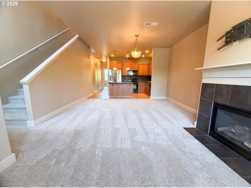 19899 Quaking Aspen Ave, OregonCity, OR, 97045 | Card Image