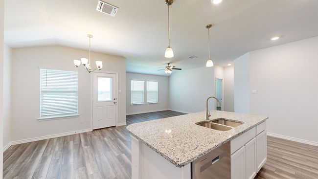212 Creekfall Rd, House other with 4 bedrooms, 2 bathrooms and 2 parking in Burnet TX | Image 6