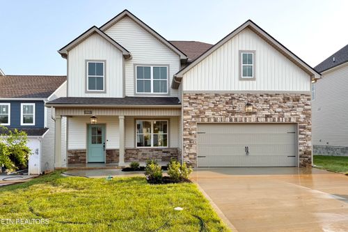 8915 Queensdale Lane, Knoxville, TN, 37924 | Card Image