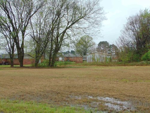 01 Glendale Ave, Muscle Shoals, AL, 35661 | Card Image