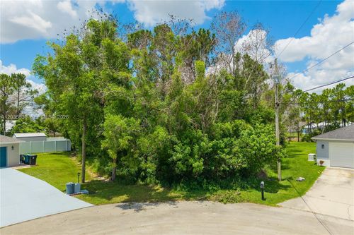 5501 Nw Chapel Ct, Port St. Lucie, FL, 34986-4017 | Card Image