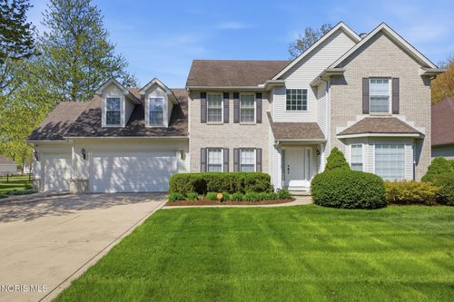 712 Whisperlake Rd, Holland, OH, 43528-7879 | Card Image