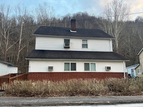 249 W Main St, Lynch, KY, 40855-8012 | Card Image