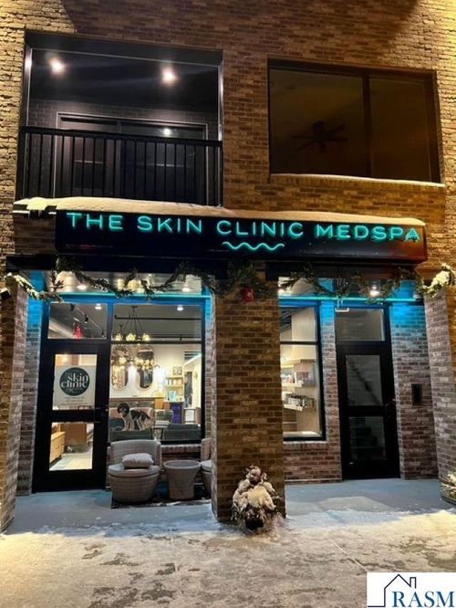 257-253-257 Belgrade Ave, North Mankato, MN, 56003-3803 | Card Image