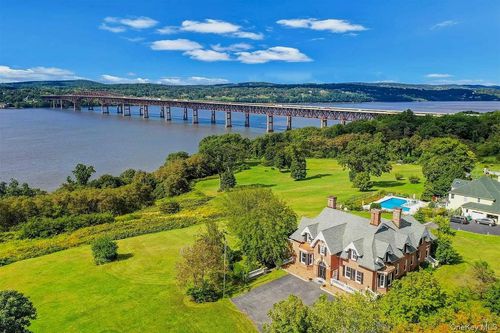 12 Monell Pl, Beacon, NY, 12508-1424 | Card Image