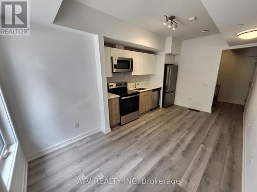 3079 Pharmacy Ave, Scarborough, ON, M1T1H8 | Card Image