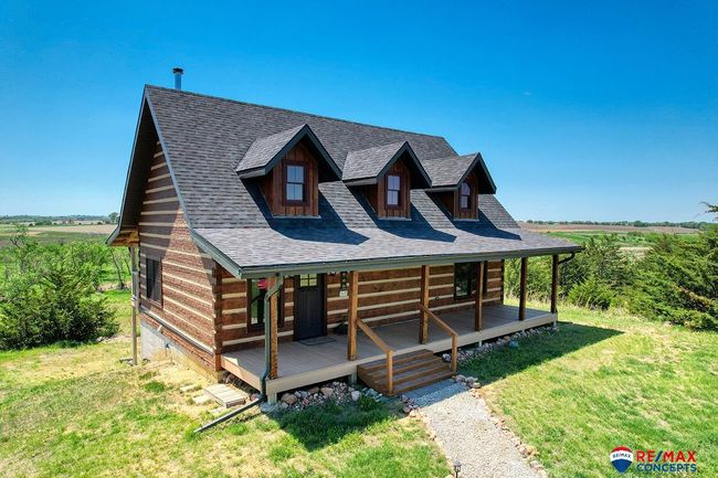 4949 Little Salt Rd, House other with 3 bedrooms, 3 bathrooms and 6 parking in Ceresco NE | Image 4