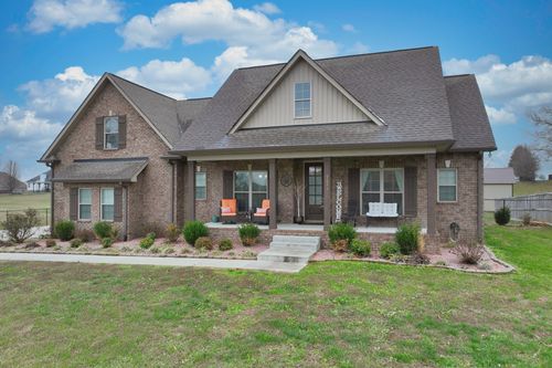 727A N Russell St, Portland, TN, 37148 | Card Image