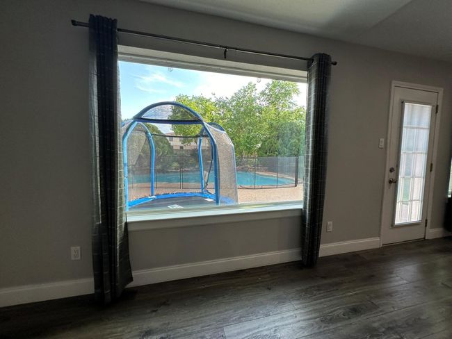 927 S Riverside Dr, House other with 3 bedrooms, 2 bathrooms and null parking in Grapevine TX | Image 7