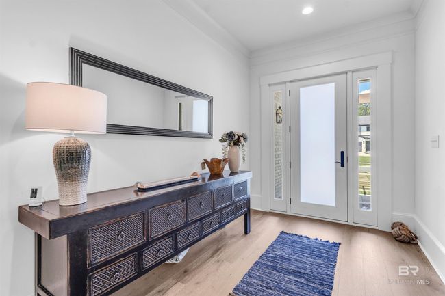 Entrance Foyer | Image 13