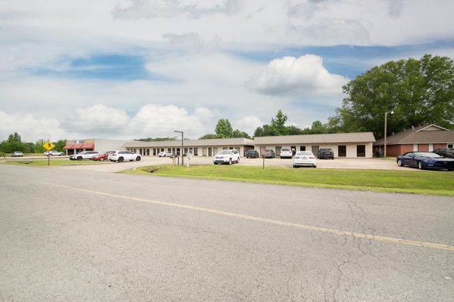 204 Plaza Blvd, Home with 0 bedrooms, 0 bathrooms and 14 parking in Cabot AR | Image 7