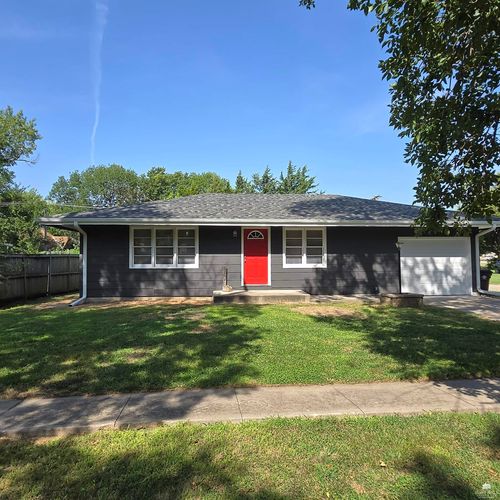 102 S Park St, Hope, KS, 67451-9024 | Card Image