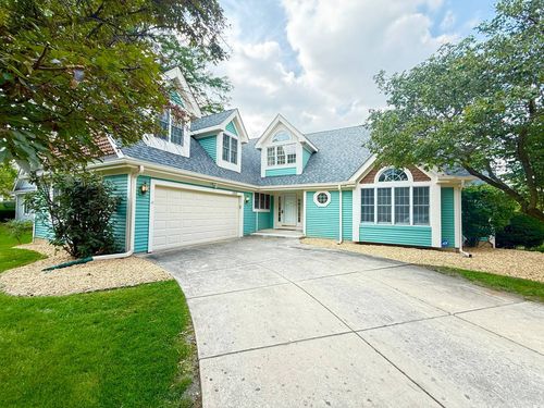 1303 Flowerfield Ct, Naperville, IL, 60565-1706 | Card Image