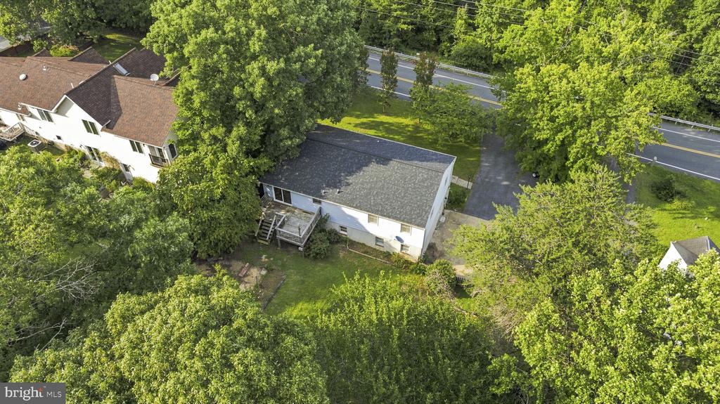 Residential in LUSBY 5
