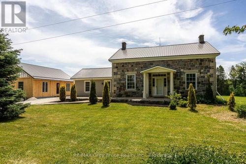 264094 24 Sideroad, Annan, ON, N0H1B0 | Card Image