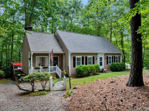 160 Shadowbrook Dr, Henderson, NC, 27537-5198 | Card Image