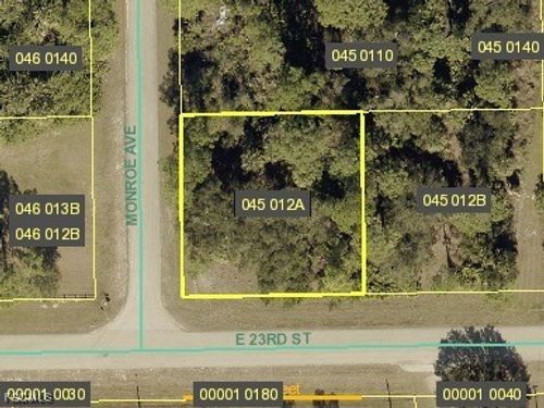 3801 E 23rd St, ALVA, FL, 33920 | Card Image