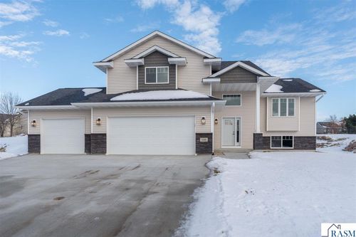 108 Ella Ct, Mankato, MN, 56001-7106 | Card Image