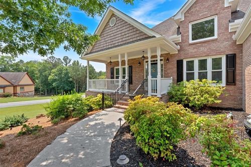 28 Golden Eagle Dr, Adairsville, GA, 30103-5870 | Card Image