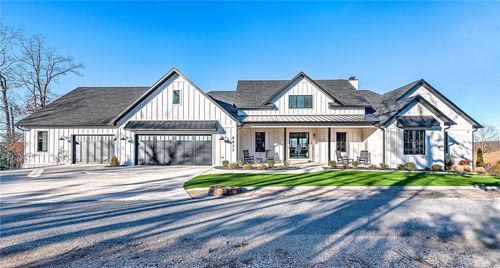 8837 Castleberry Way, Rogers, AR, 72756-6081 | Card Image