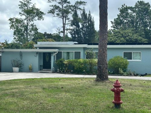 800 Ivory Ln, Haverhill, FL, 33415-1237 | Card Image