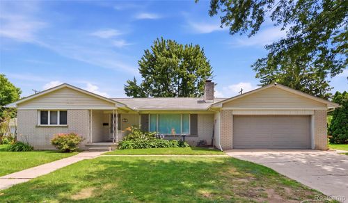 240 E Huron River Dr, Belleville, MI, 48111-2760 | Card Image