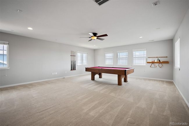 Top Floor Game Room / Rec Room | Image 19