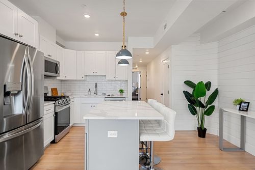 3-138 Centre St, Boston, MA, 02124-3188 | Card Image