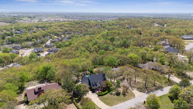 12315 14 Th St, House other with 3 bedrooms, 3 bathrooms and null parking in Jenks OK | Image 81
